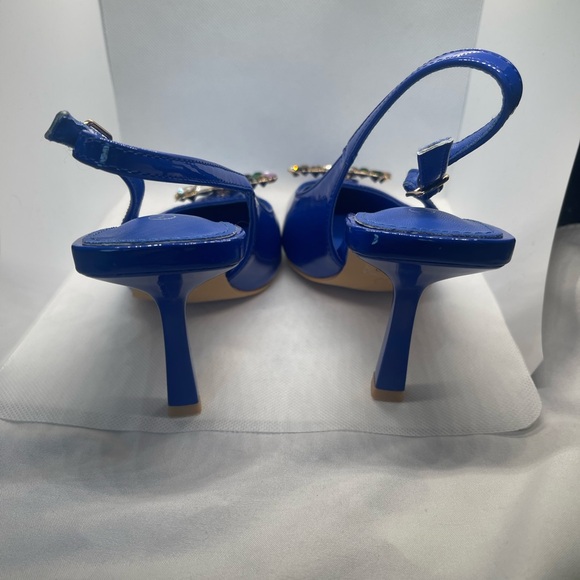 Berne’s Blue Heels with Embellished Buckle size 7 - Picture 6 of 6